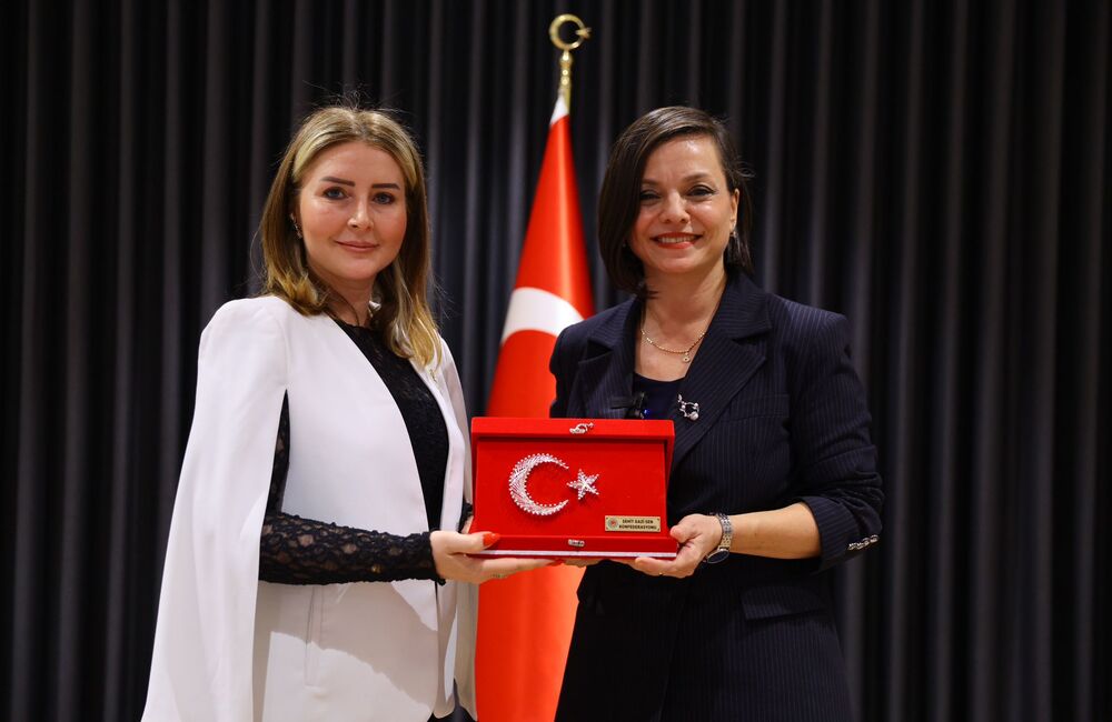 Karabağlar’da Şehit Aileleri ve Gaziler Onuruna İftar Programı Düzenlendi